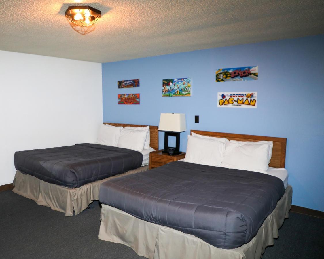 Hilltop Lodge And Cabins إنترناشونال فولز المظهر الخارجي الصورة